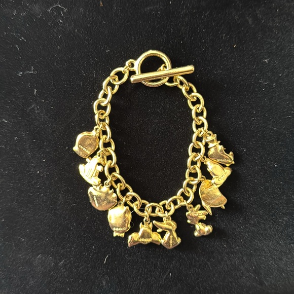 Vintage Warner Brothers 1992 Gold Tone Toggle Charm Bracelet - Picture 5 of 8